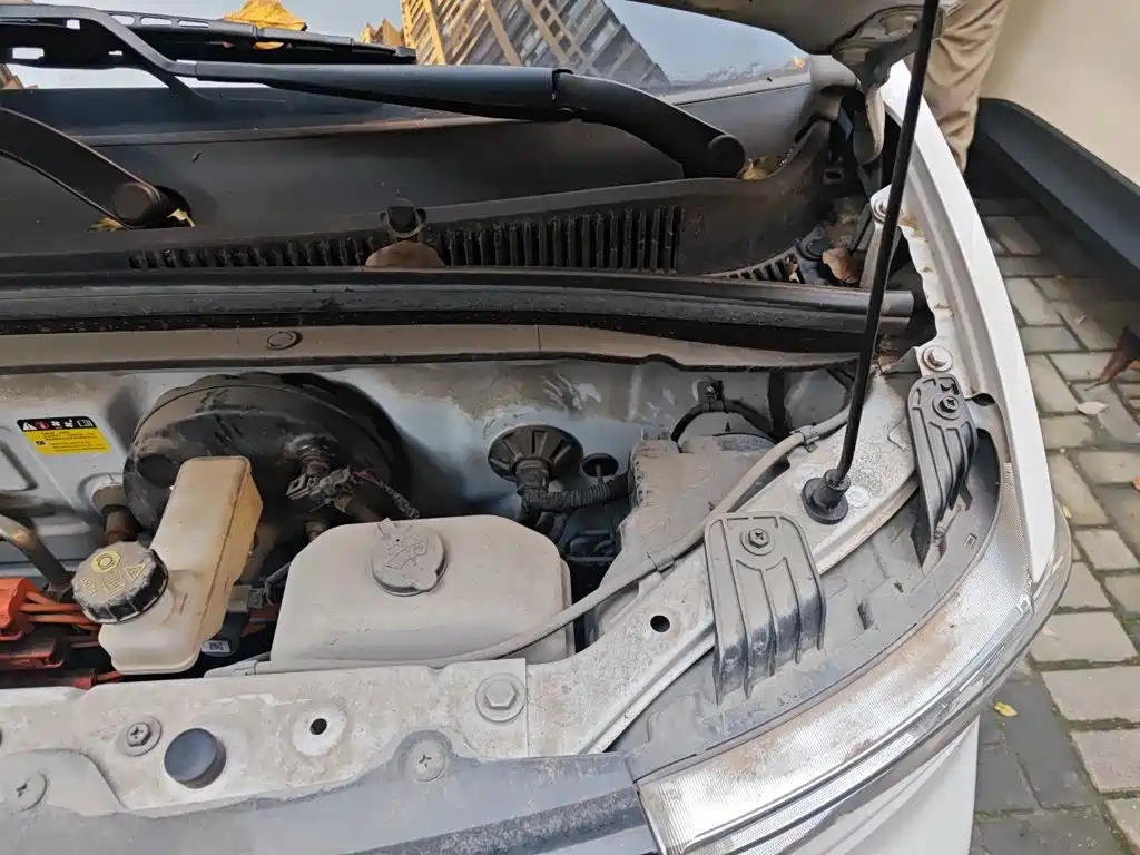 Wuling MINIEV — миниатюра 21