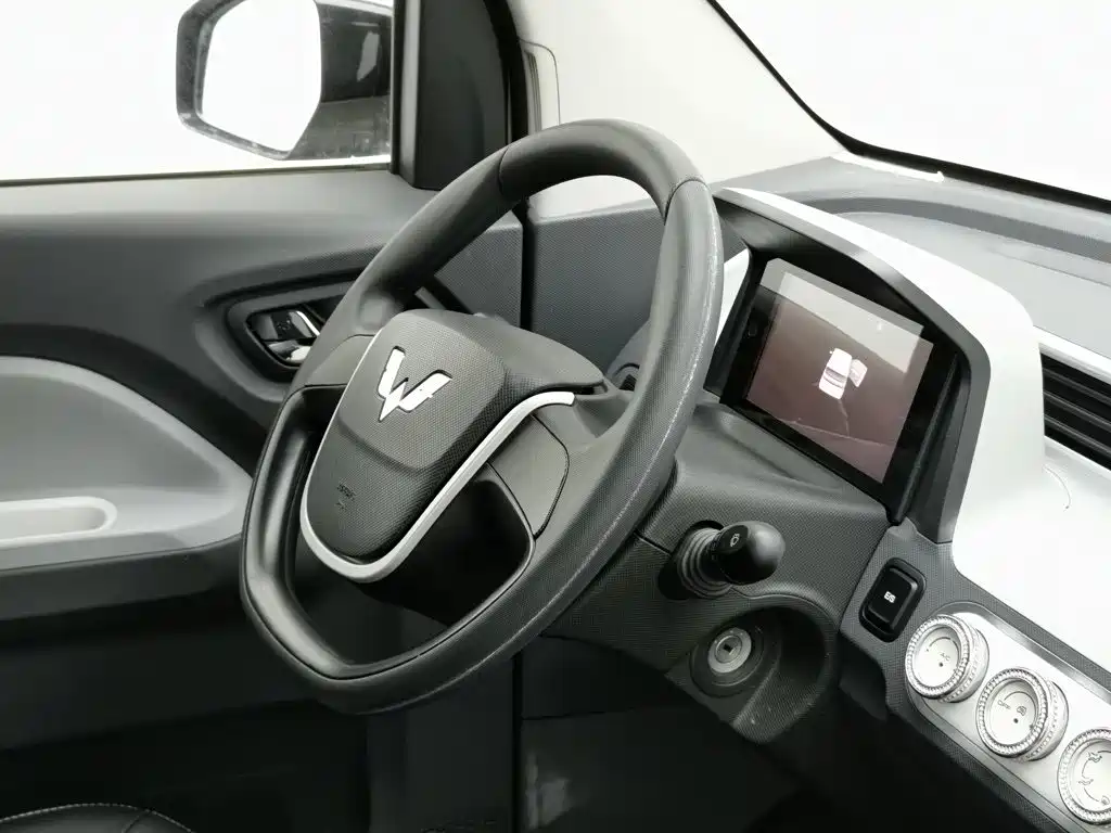 Wuling MINIEV — миниатюра 22