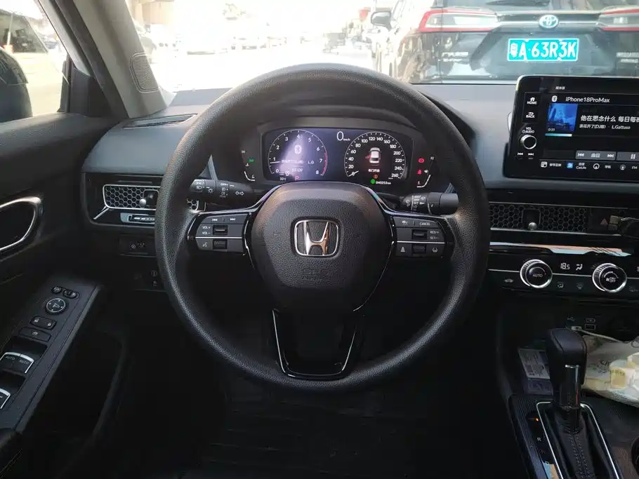 Honda Civic — миниатюра 15