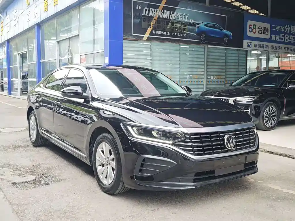 Volkswagen Passat 2023 280TSI