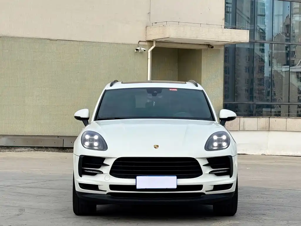 Porsche Macan — миниатюра 2