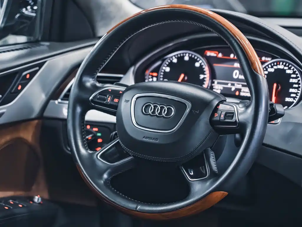 Audi A8 — фотографии объявления, Фото 15