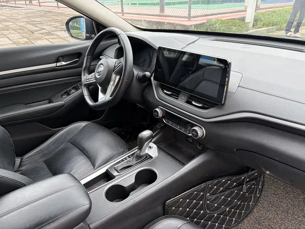 Nissan Teana — миниатюра 11