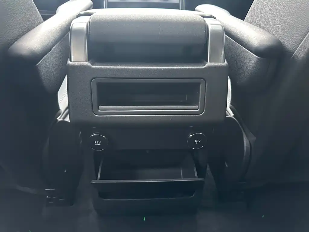 Land Rover Discovery — миниатюра 9