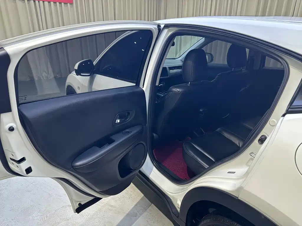 Honda Vezel — миниатюра 10