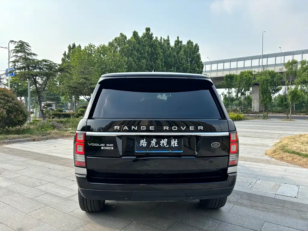 Land Rover Range Rover 2017 3.0 SC V6 Vogue SE Long Wheelbase