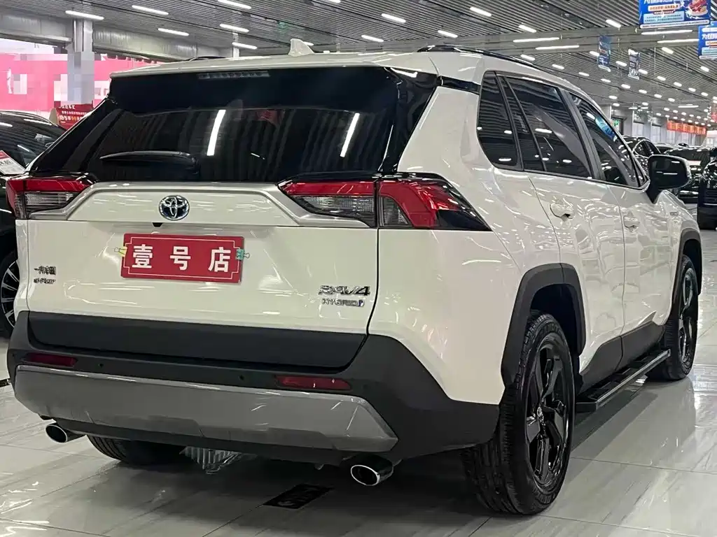 TOYOTA RAV4 RONGFANG