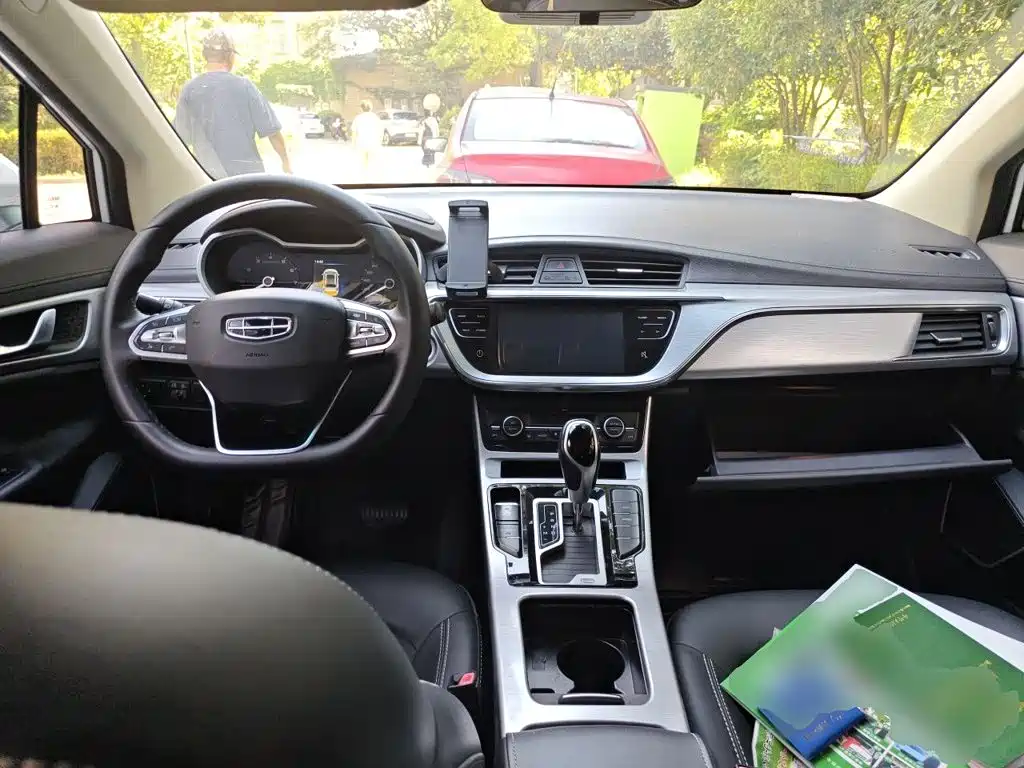 Geely Emgrand GS — миниатюра 10