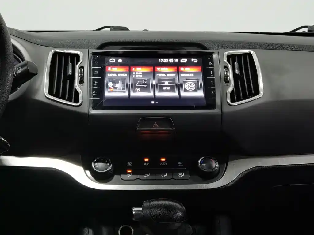Kia Sportage — миниатюра 12