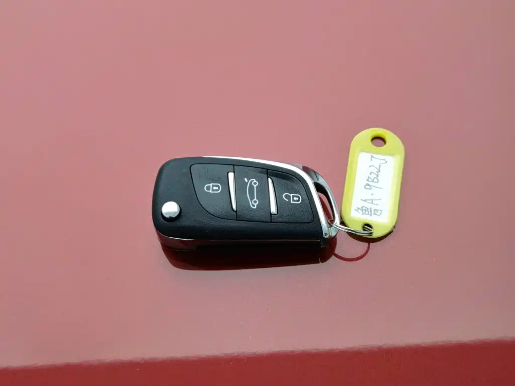 Toyota Yaris L — миниатюра 19