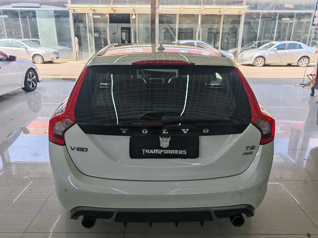 Volvo V60 2012 T6 AWD Sport