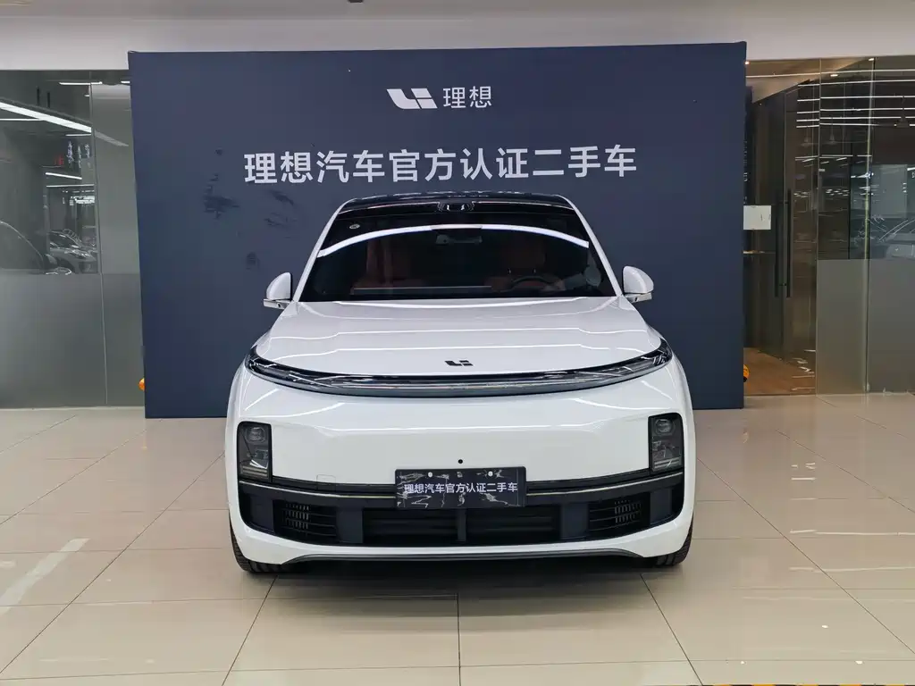 Li Auto L8 2025 Ultra