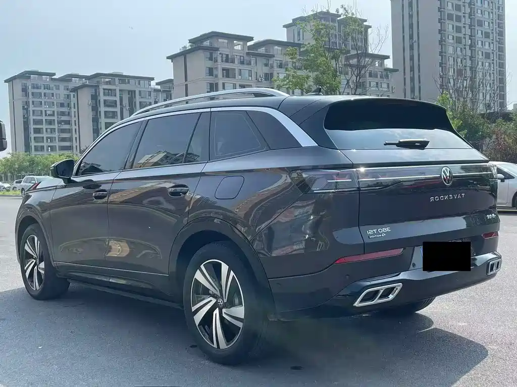 Volkswagen Tavendor 2025 380TSI R-Line