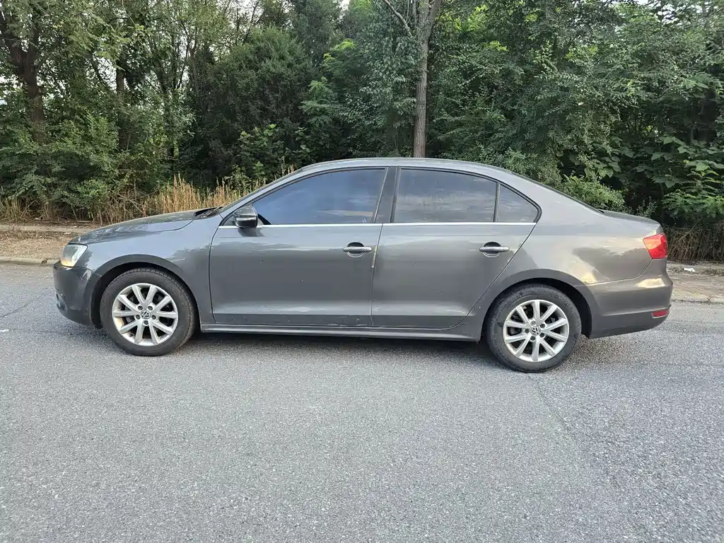 Volkswagen Sagitar — миниатюра 7