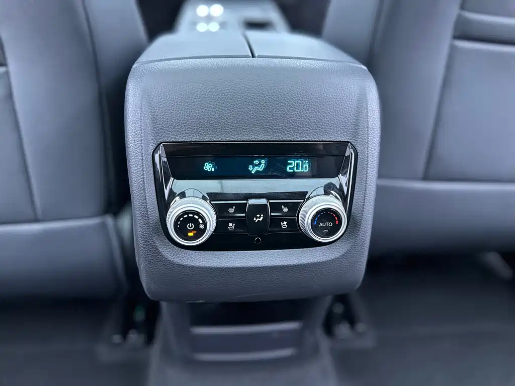 Ford Equator — миниатюра 25
