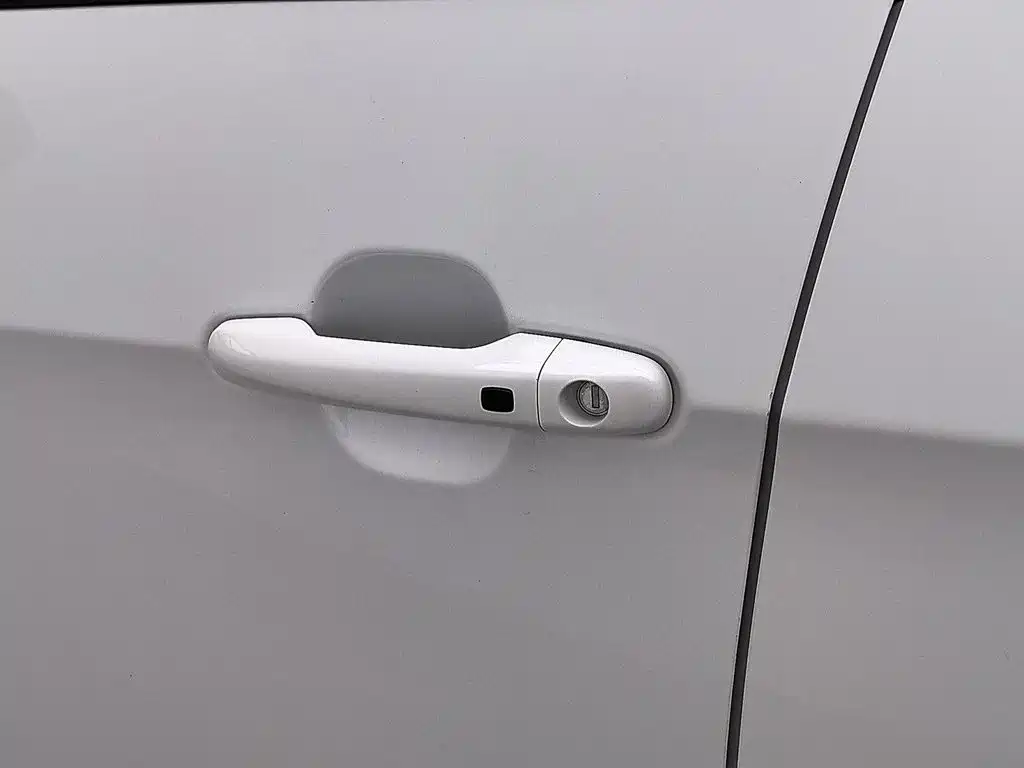 Geely Vision X3 — миниатюра 18