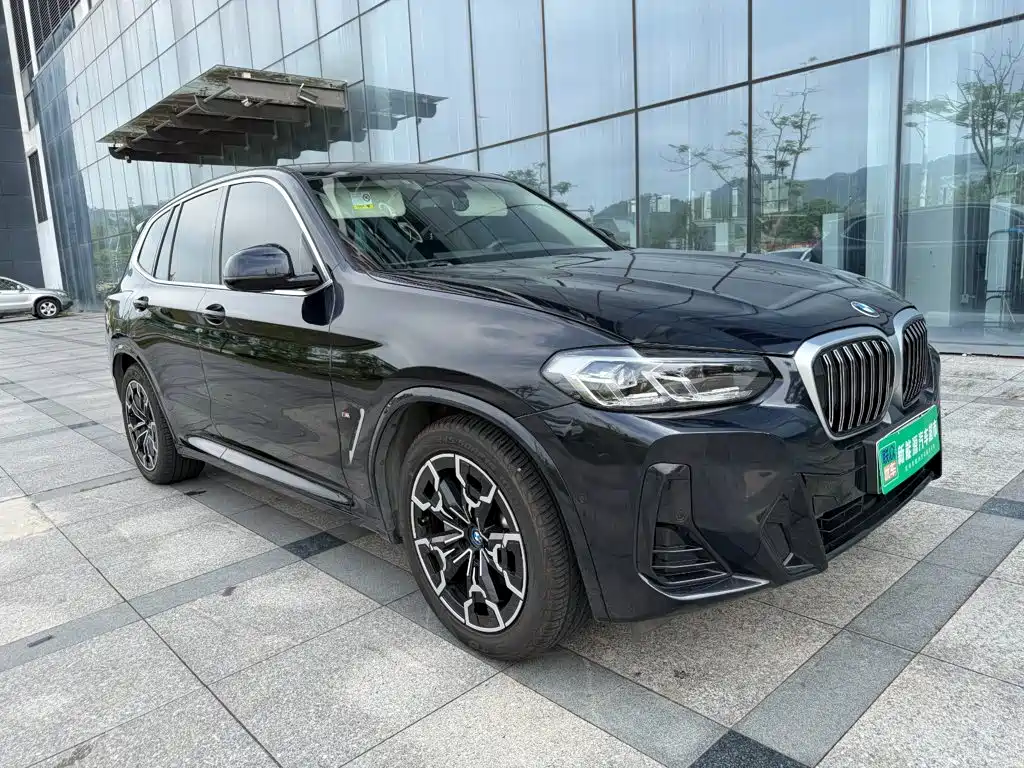 BMW iX3 2022 Lead