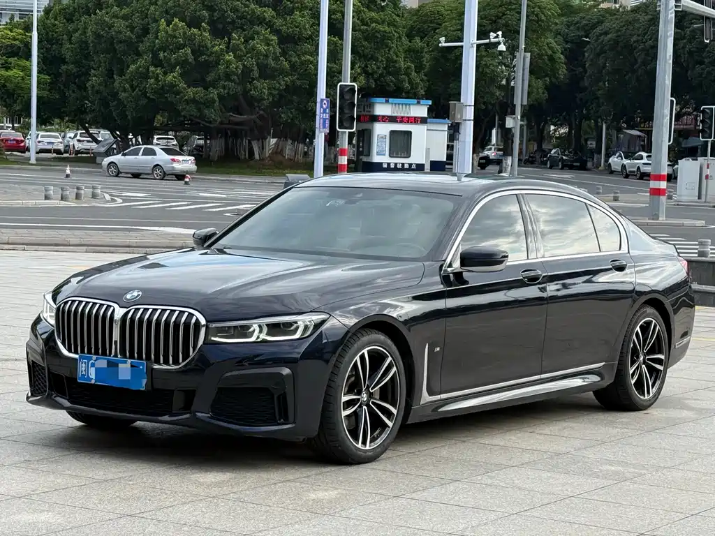 BMW 7 Series 2021