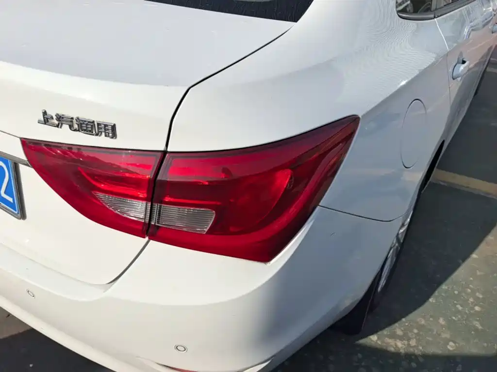 Buick Excelle — миниатюра 8