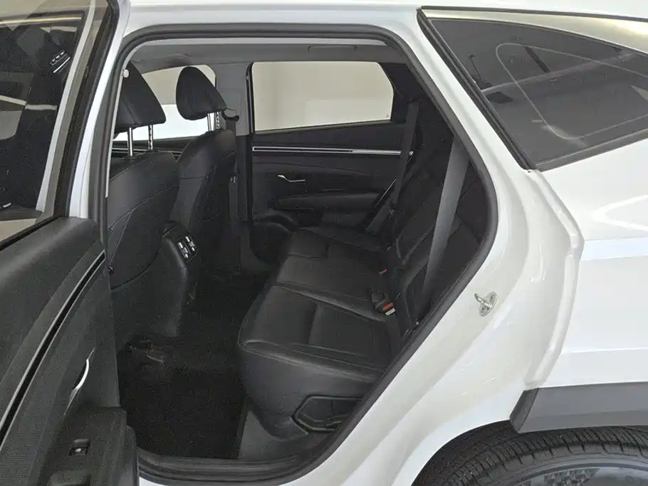 Hyundai Tucson — миниатюра 11