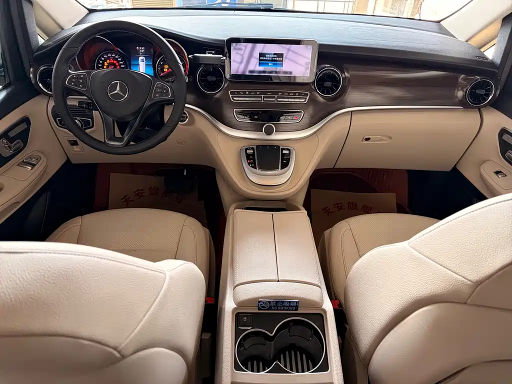 Mercedes-Benz V-Class — миниатюра 10