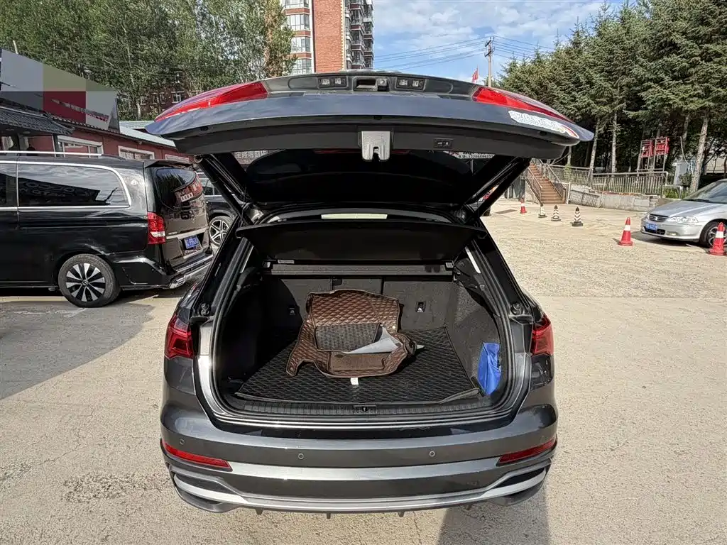 Audi Q3 — фотографии объявления, Фото 13