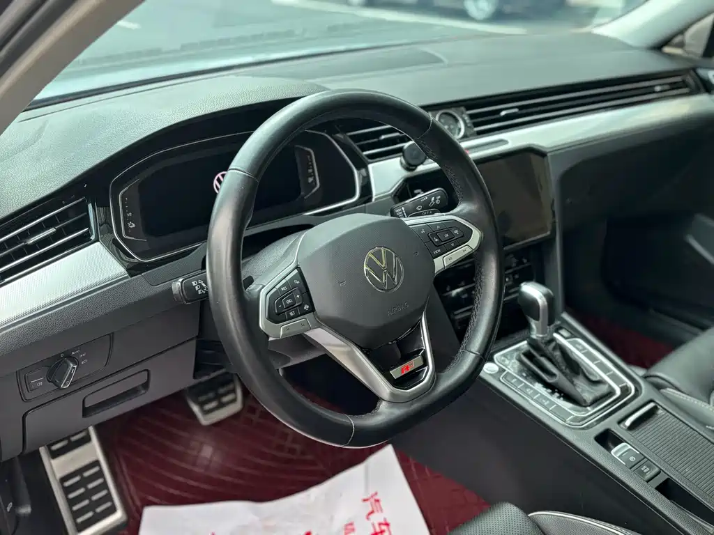 Volkswagen 迈腾 PHEV — миниатюра 16