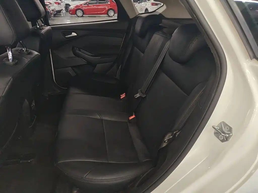 Ford Focus — миниатюра 17