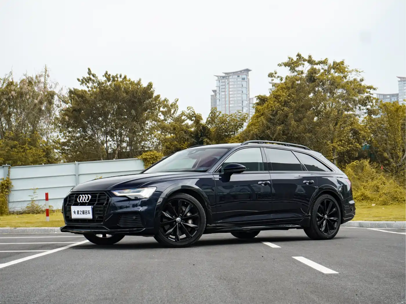 奥迪A6进口 2020款 allroad quattro 探索家 55 TFSI 尊享越野型 2020
