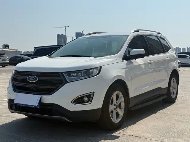 2016 Ford Edge