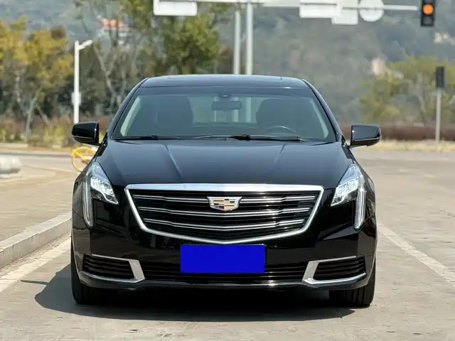 Cadillac XTS