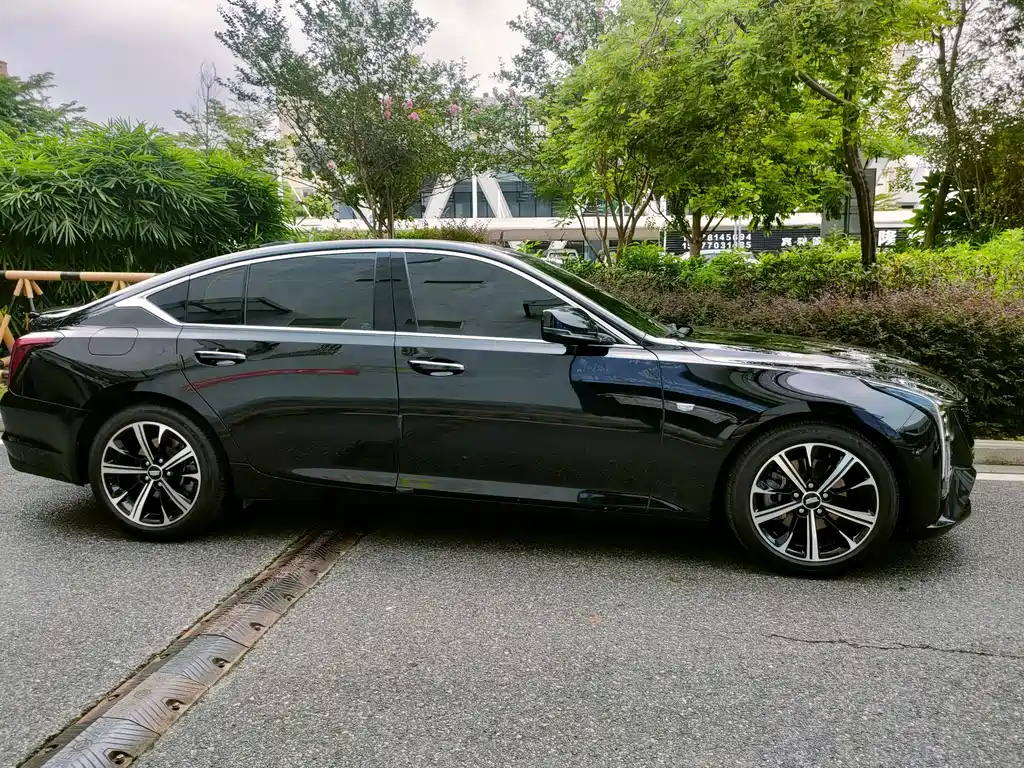 Cadillac CT5 — миниатюра 10