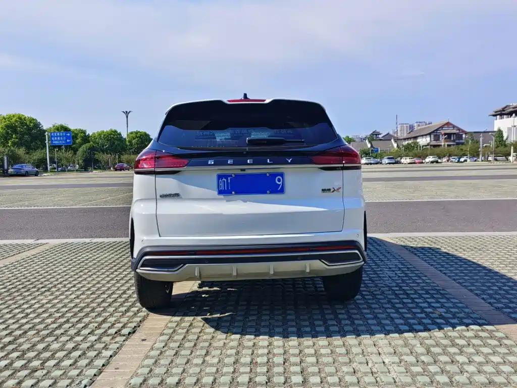 Geely Boyue — миниатюра 5