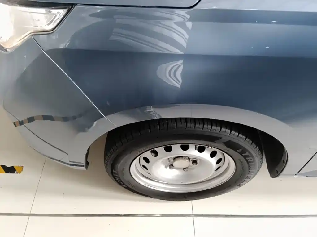 Wuling Hongguang PLUS — миниатюра 23
