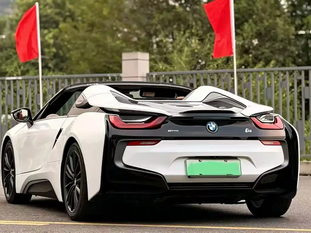 BMW i8 — миниатюра 7