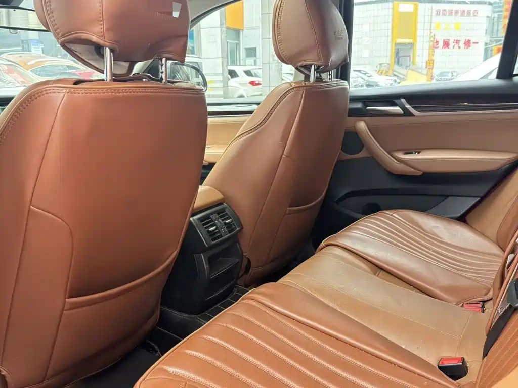 BMW X4 — миниатюра 5
