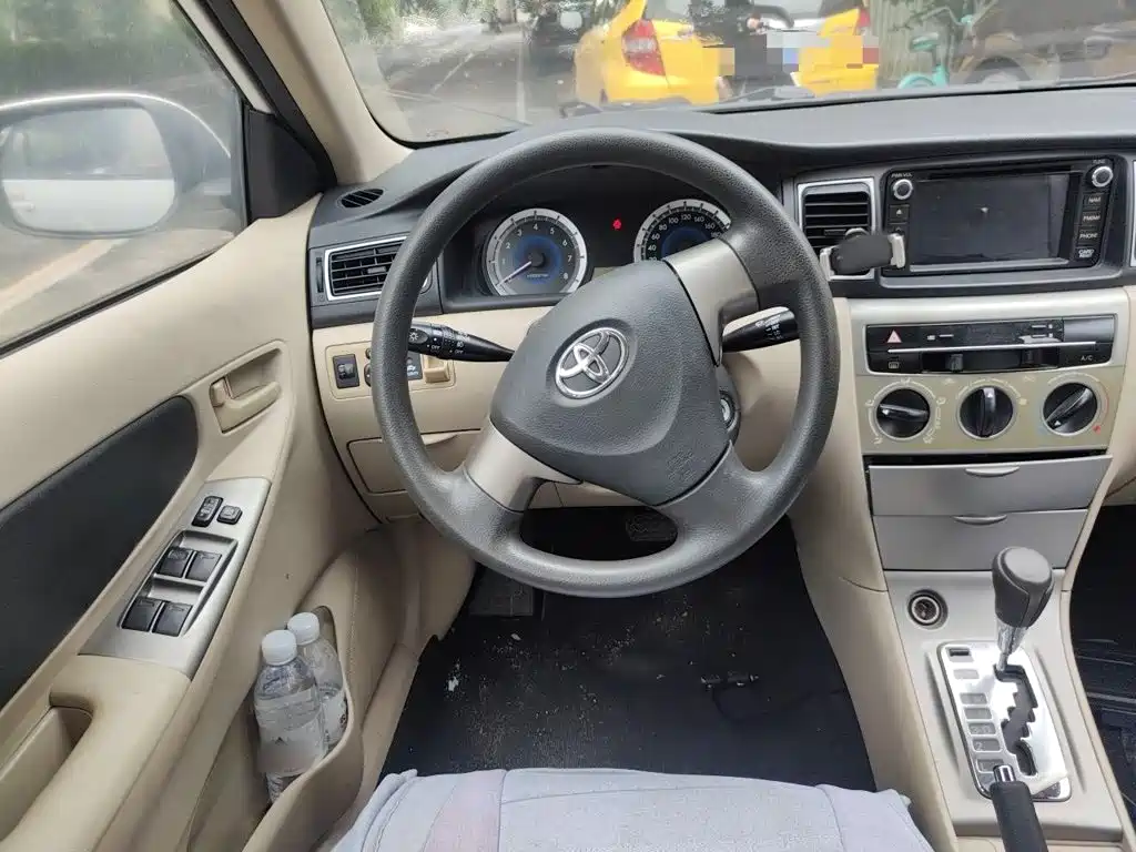 Toyota Corolla — миниатюра 6