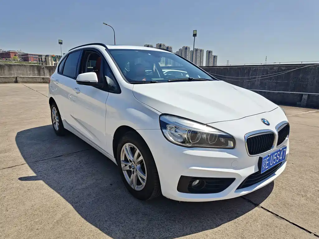 BMW 2 Series Active Tourer — миниатюра 3