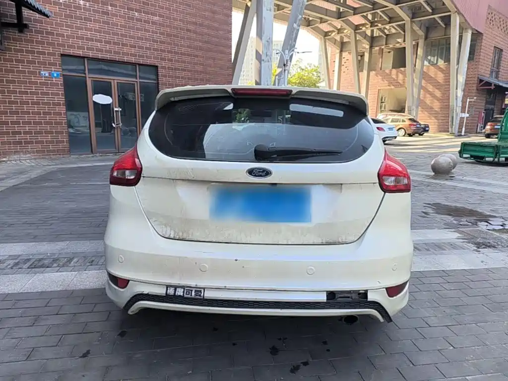 Ford Focus — миниатюра 6