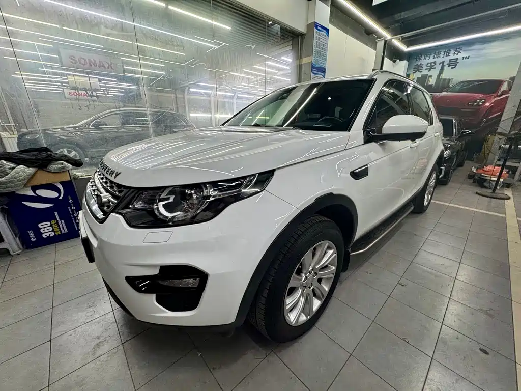 Land Rover Discovery Sport — миниатюра 2