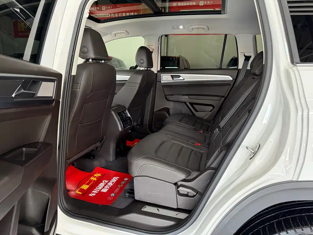Volkswagen Teramont — миниатюра 10
