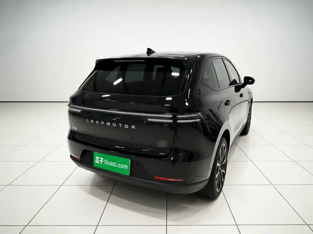 Leapmotor Leapmotor C10 — миниатюра 3