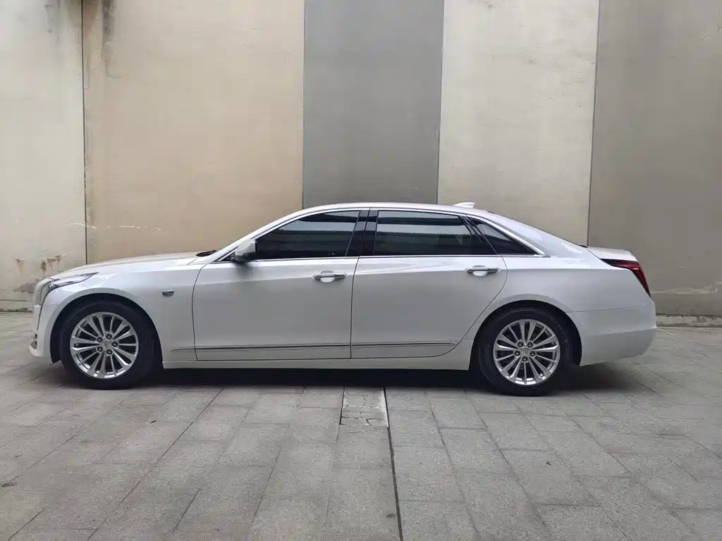 Cadillac CT6 — миниатюра 3