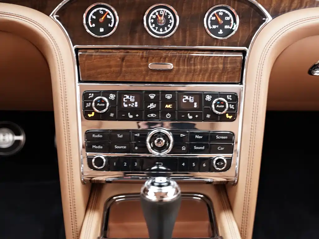 Bentley Mulsanne — миниатюра 13