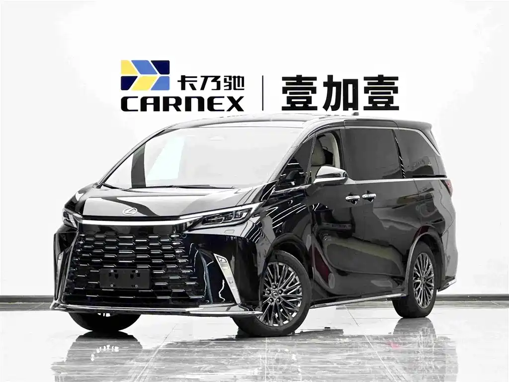 Lexus LM