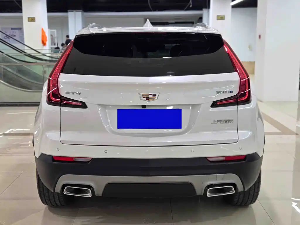 Cadillac XT4 — миниатюра 4
