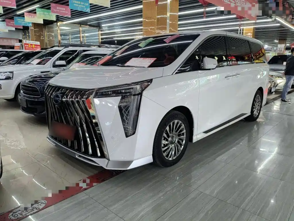 GAC Motor Trumpchi E9