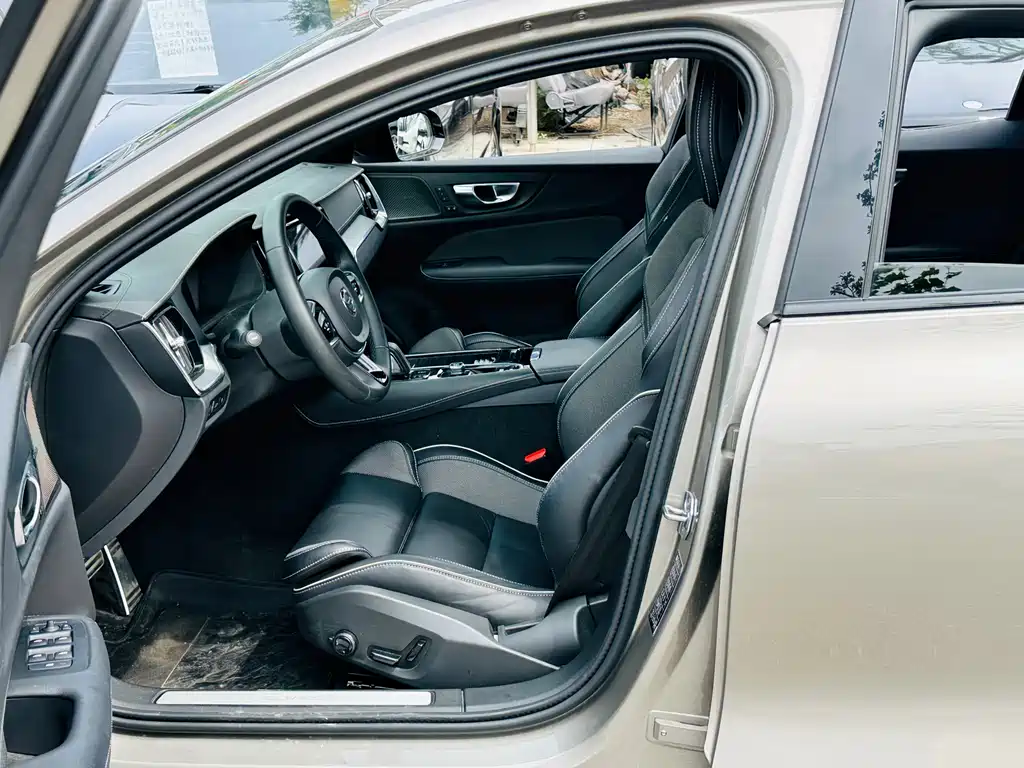 Volvo S60 2021 T8 E Sport