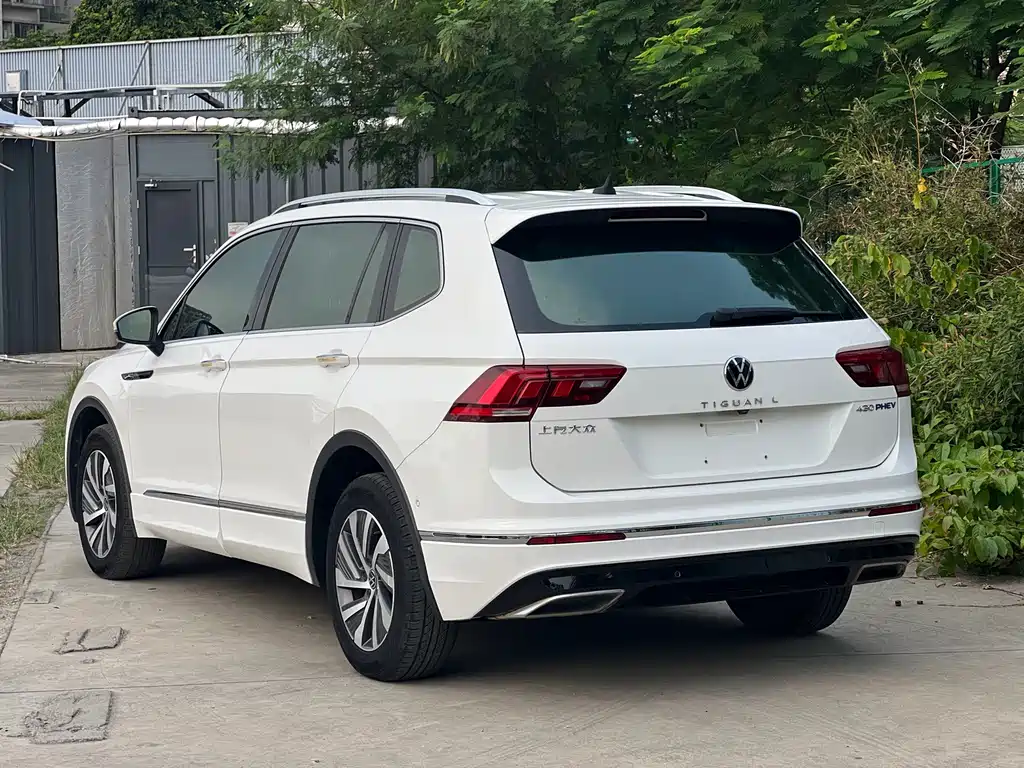 Volkswagen Tiguan L PHEV — миниатюра 4