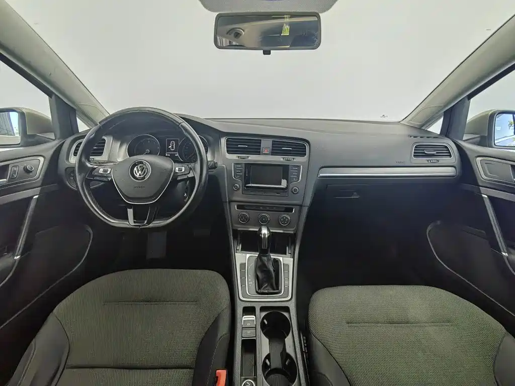 Volkswagen Golf — миниатюра 5